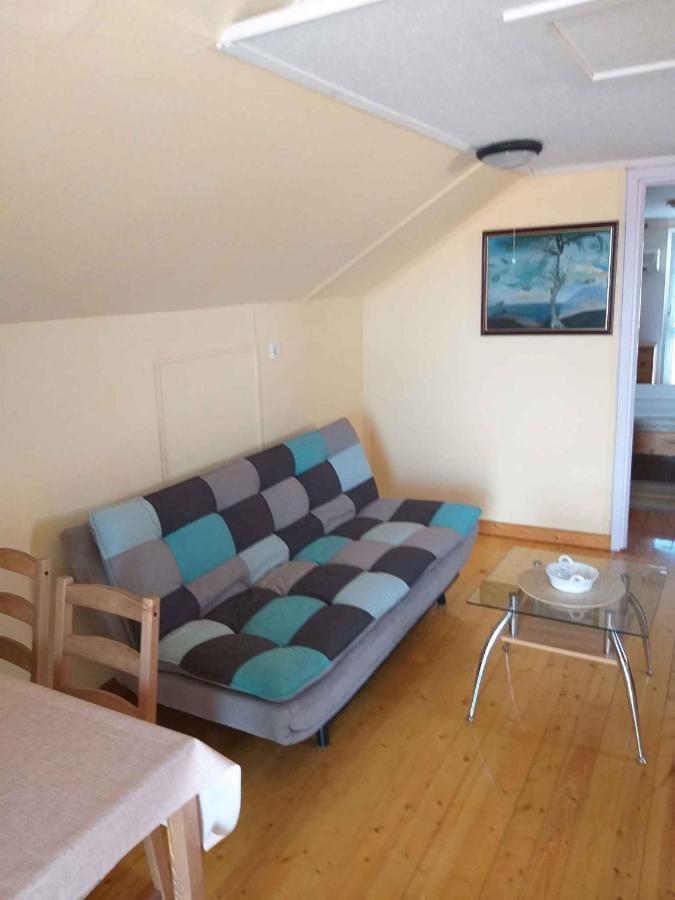 Apartment In Balatonlelle/Balaton 19144 ภายนอก รูปภาพ